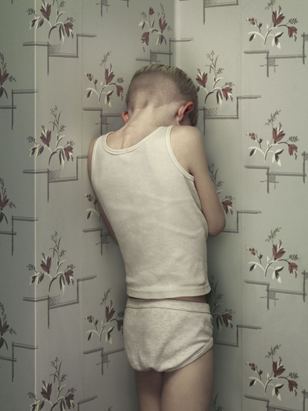 Keyhole/Fotografie Erwin Olaf/model Tristan